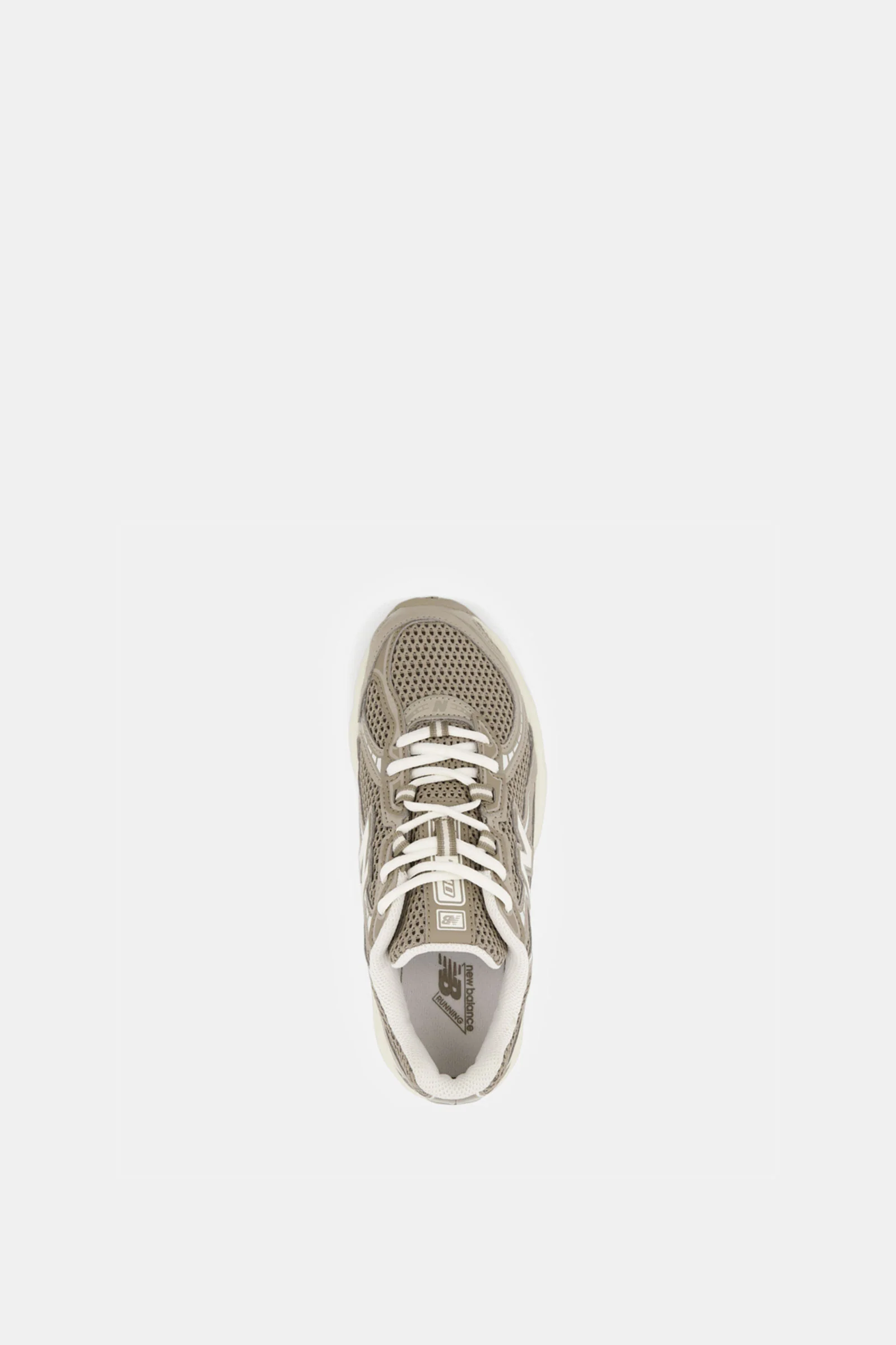740 (GS) - Image 3