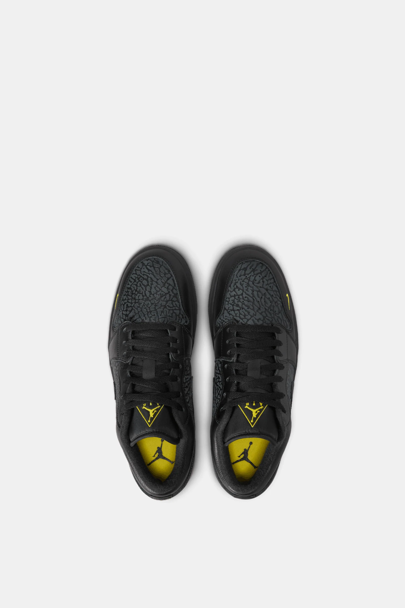 Air Jordan 1 Low SE - Image 5