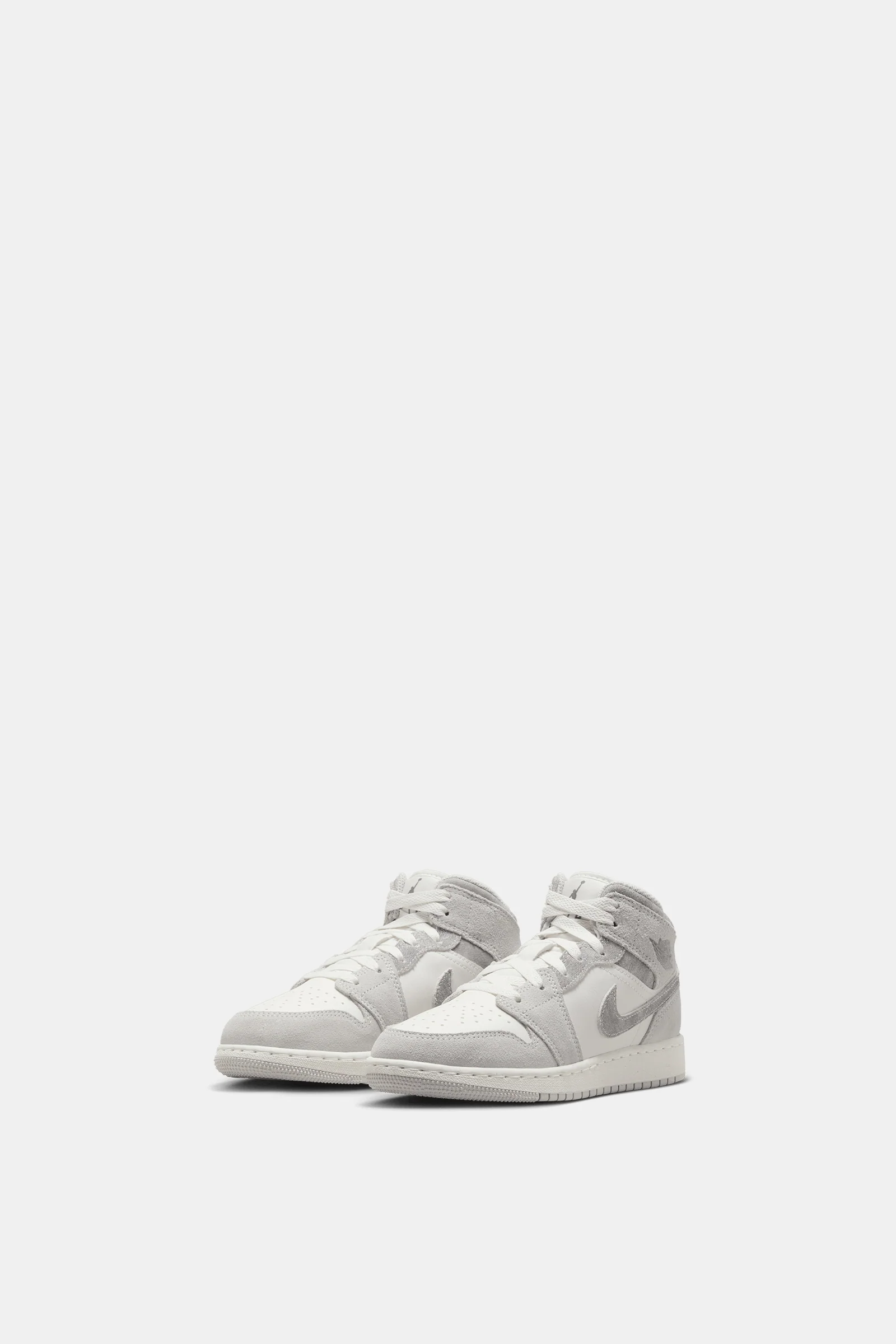 Air Jordan 1 Mid SE (GS) - Image 2