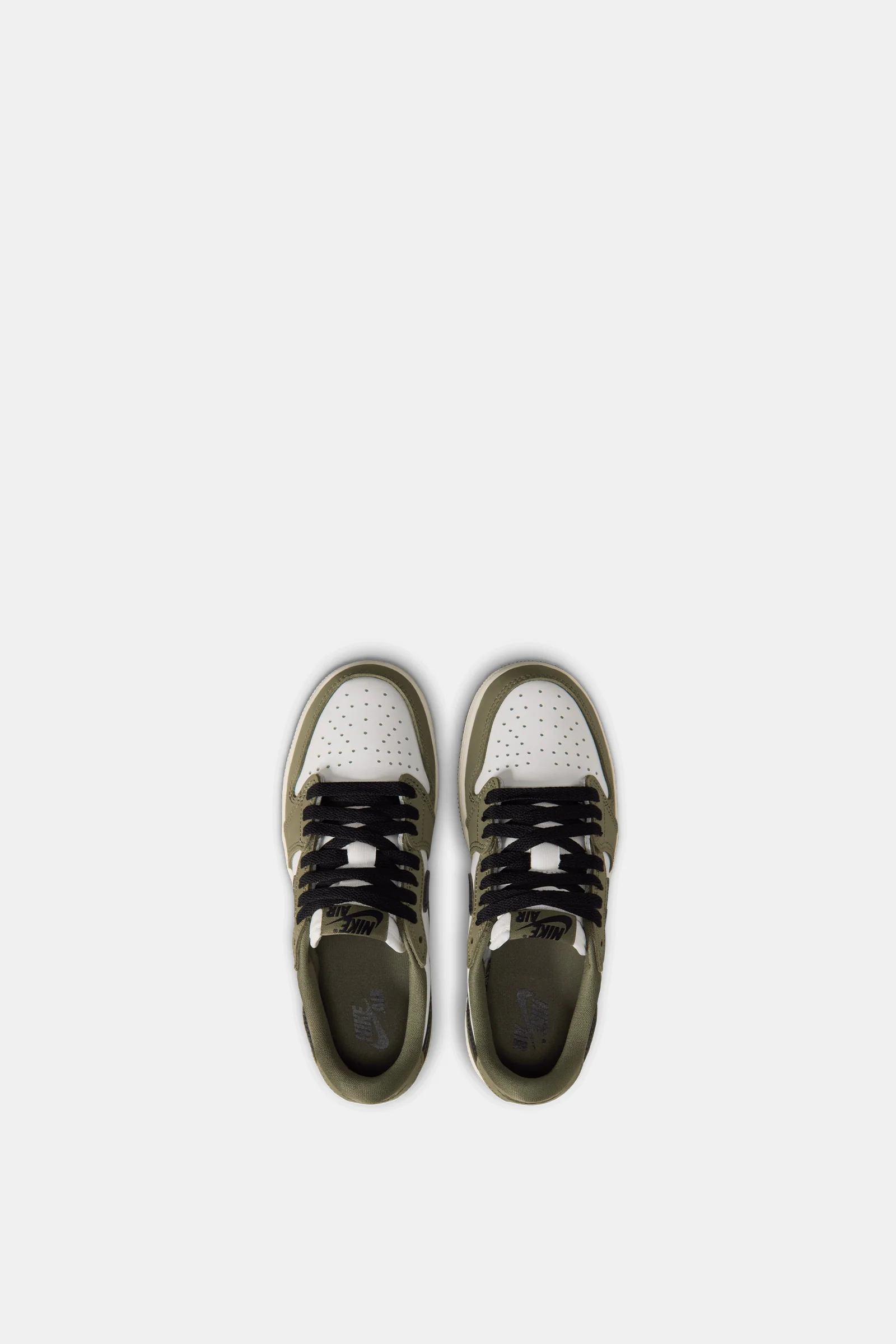 Air Jordan 1 Retro Low OG (GS) "Medium Olive" - Image 3
