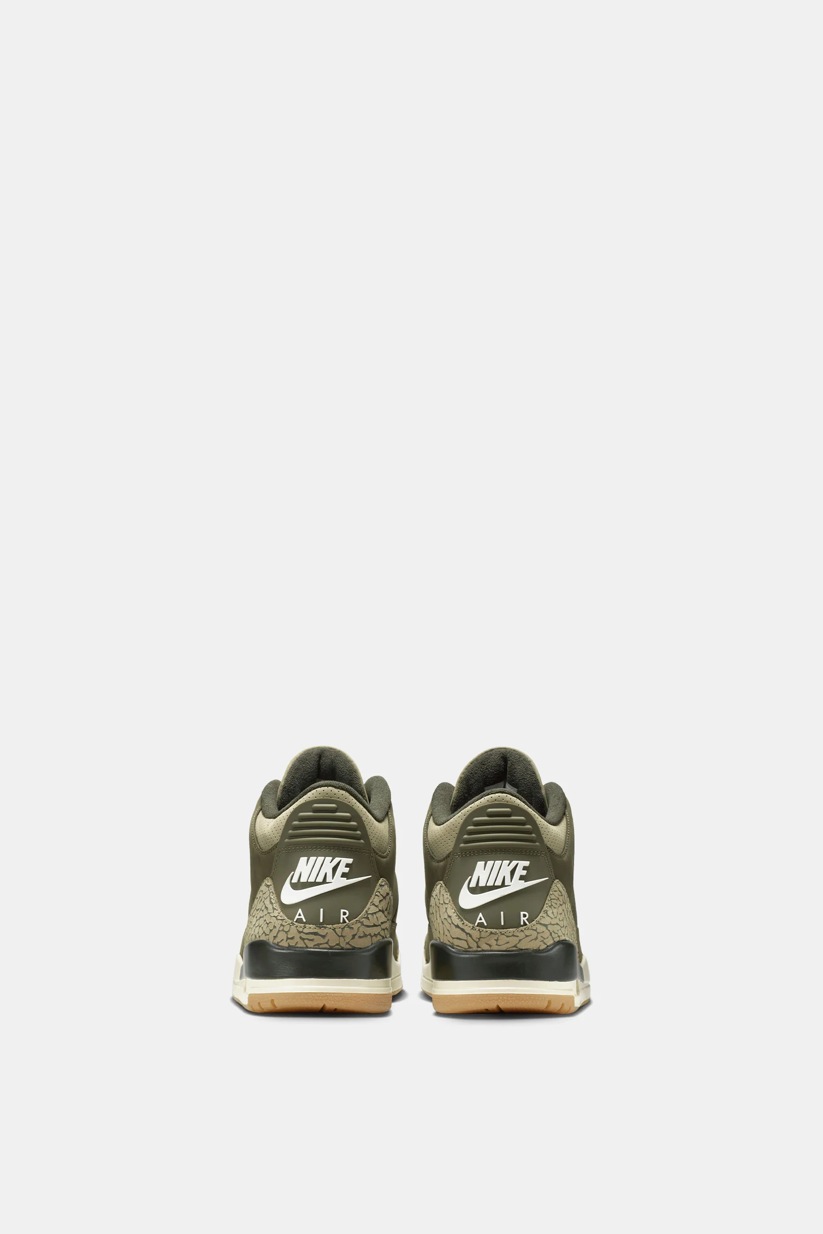 Air Jordan 3 Retro - Image 4