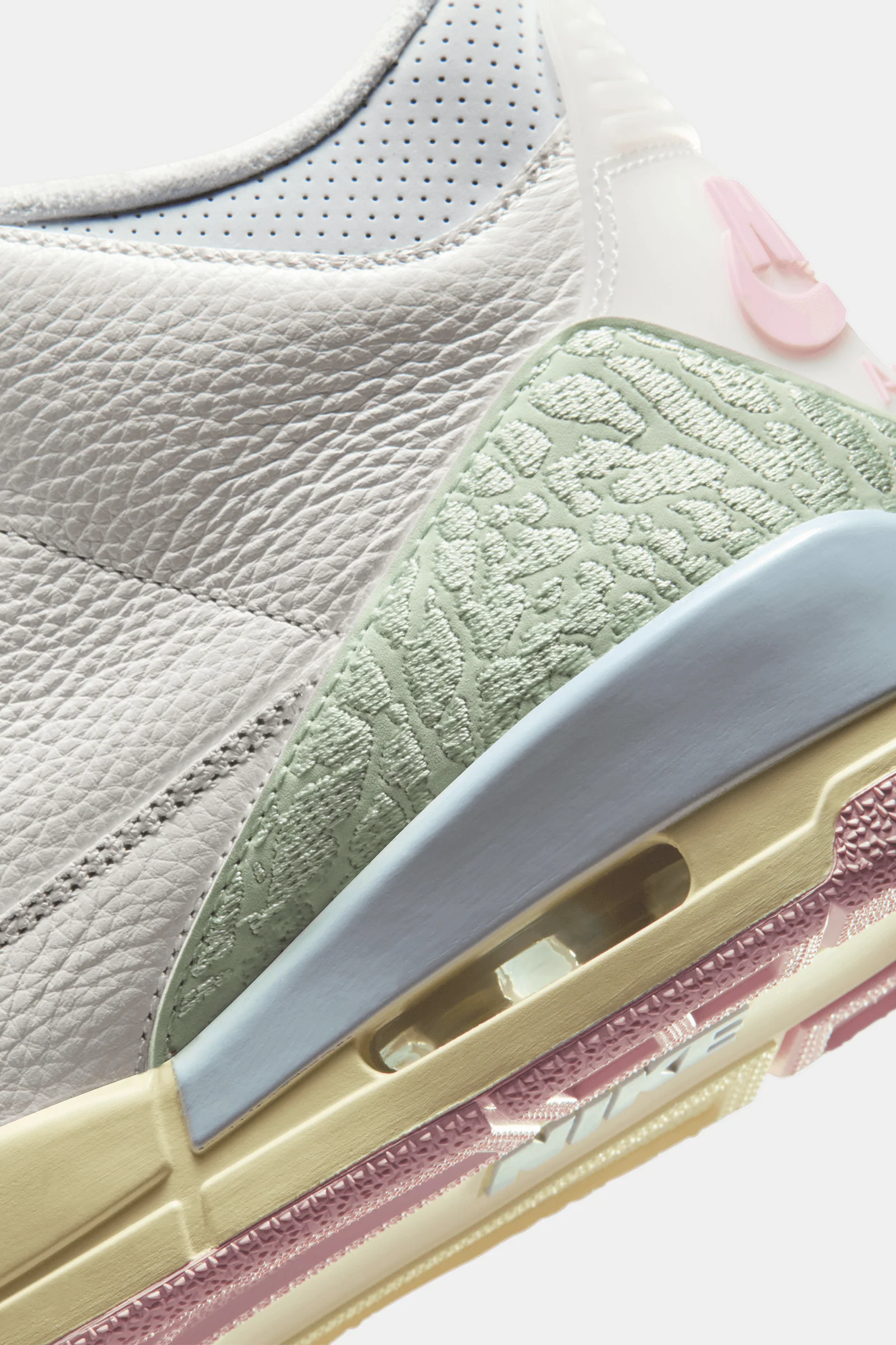 Air Jordan 3 Retro - Image 7