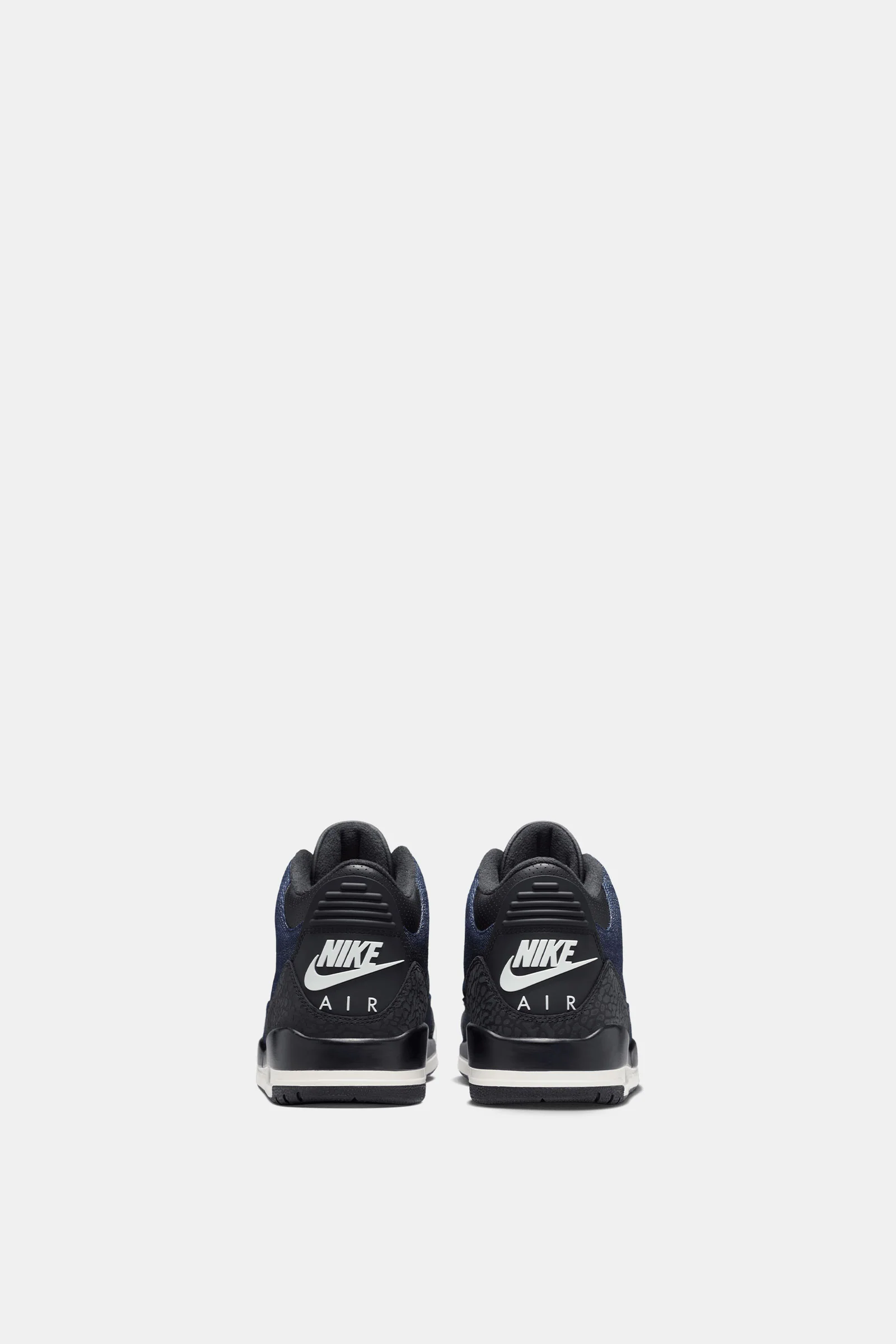 Air Jordan 3 x Levi's® "Indigo and Gym Red" - Image 4