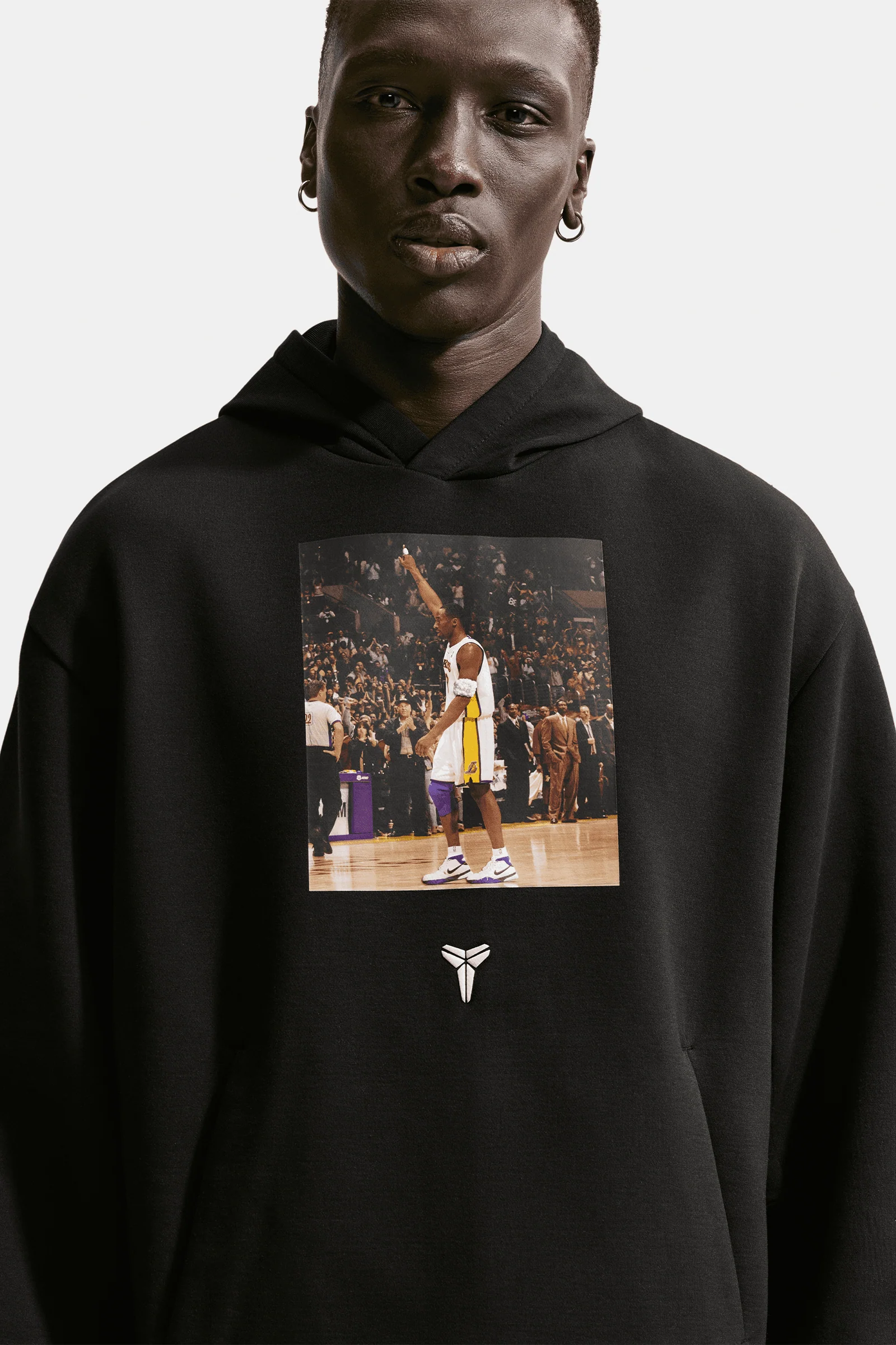 Kobe Men's Nike Dri-Fit 81 Pullover Hoodie - Image 3