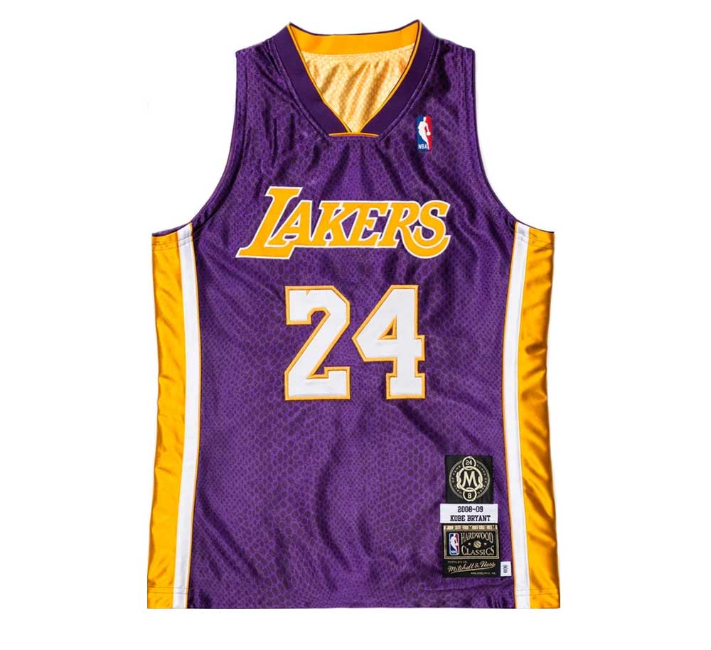 LOS ANGELES LAKERS REVERSIBLE JERSEY-KOBE BRYANT - Image 2