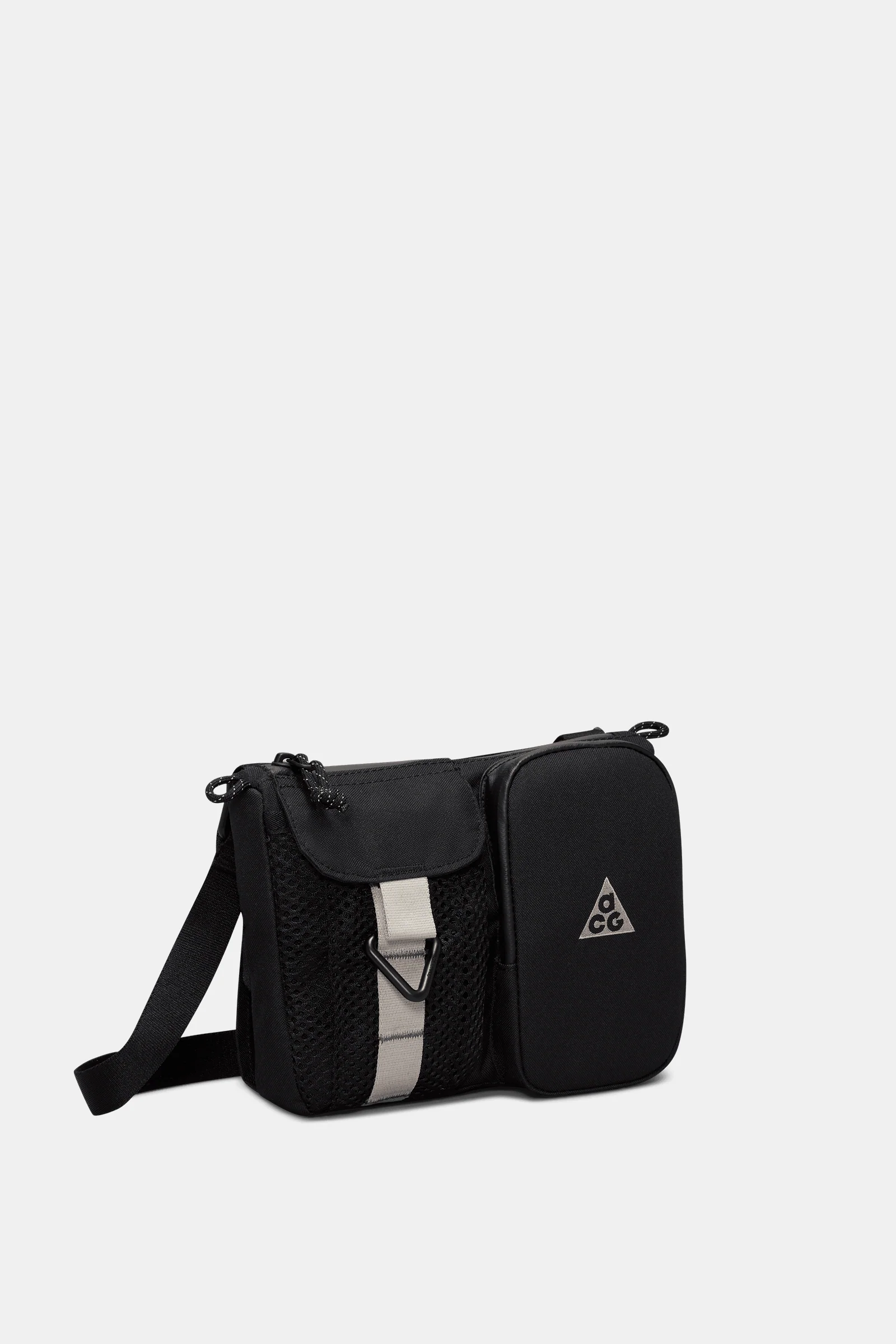 Nike ACG Daymax Crossbody Bag (3L) - Image 2