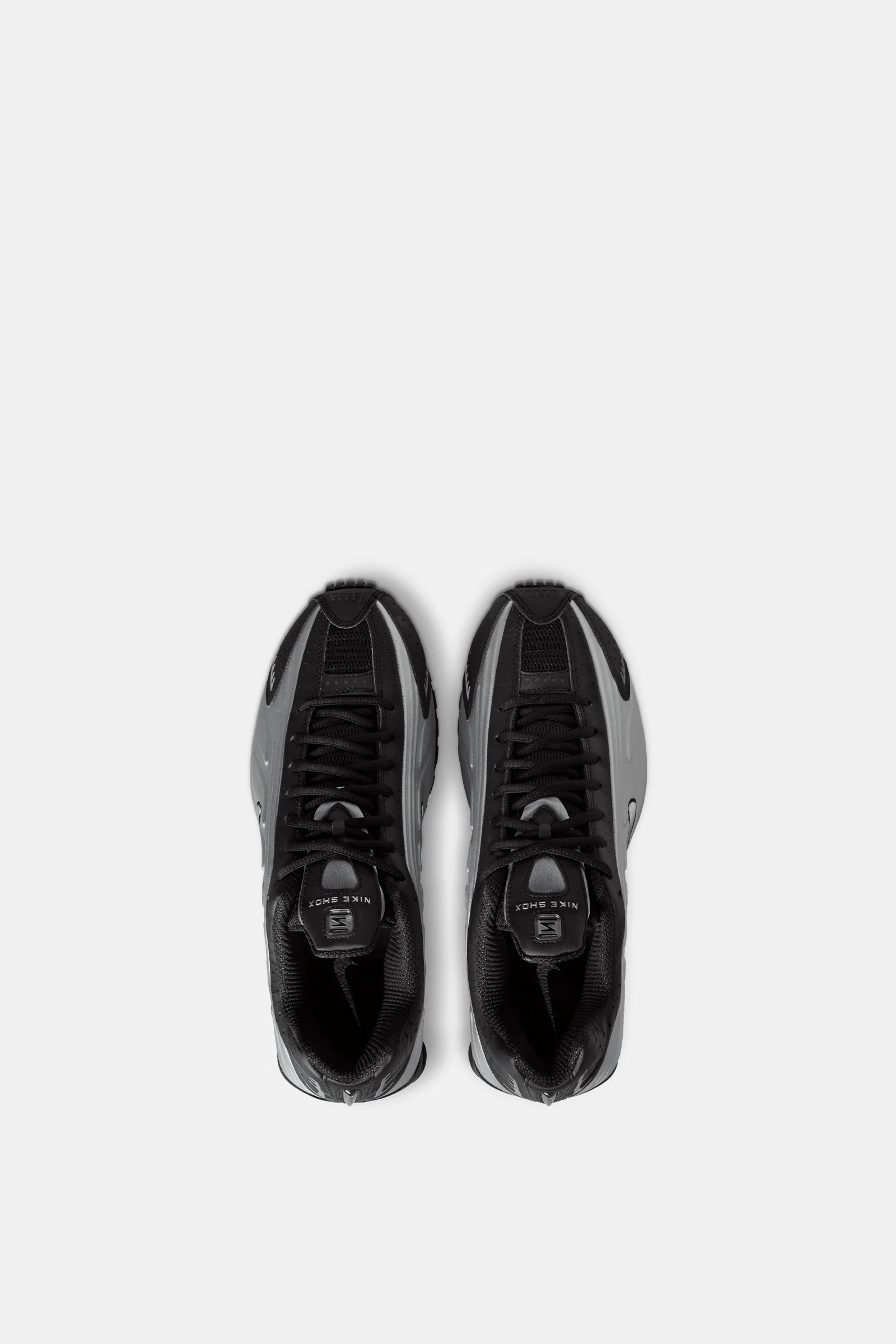 Nike Shox R4 - Image 5