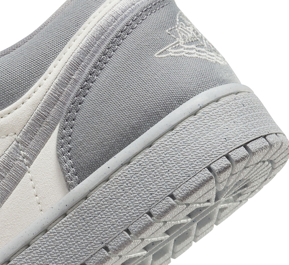 WOMENS AIR JORDAN 1 LOW SE - Image 7