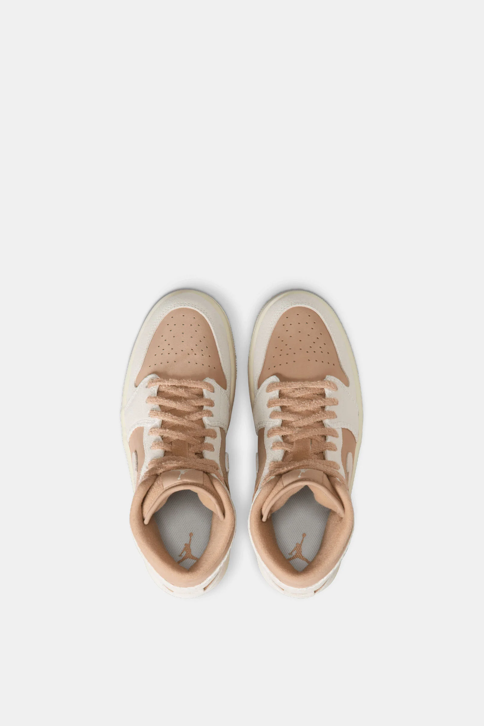 Women's Air Jordan 1 Mid SE - Image 4
