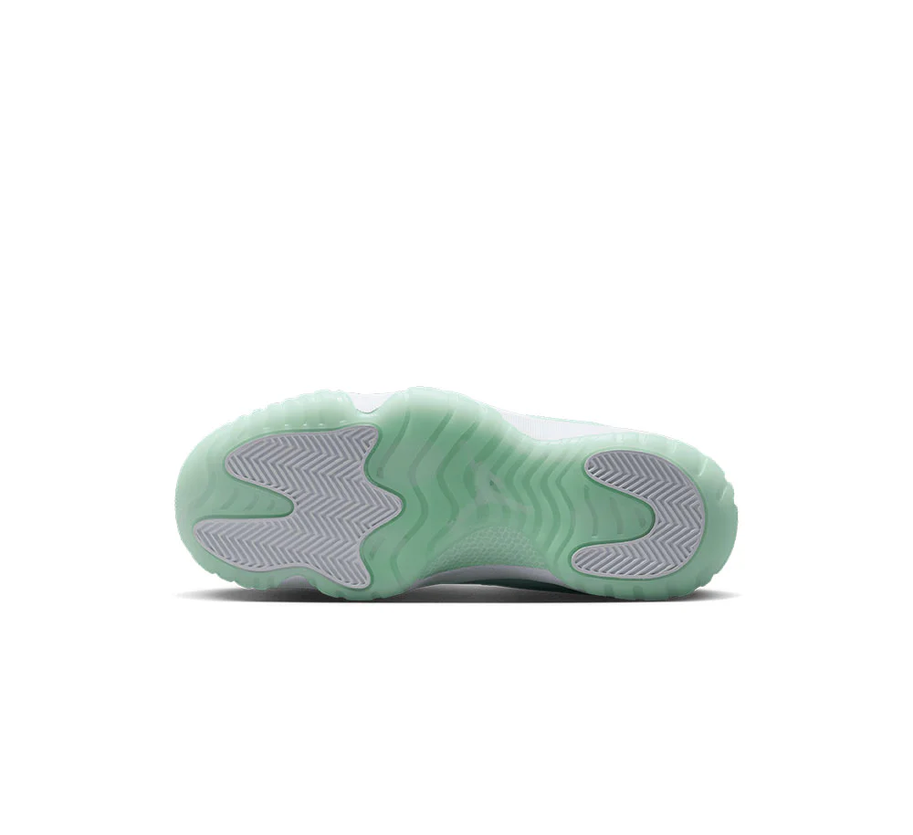 Womens Air Jordan 11 Retro Low - Image 5