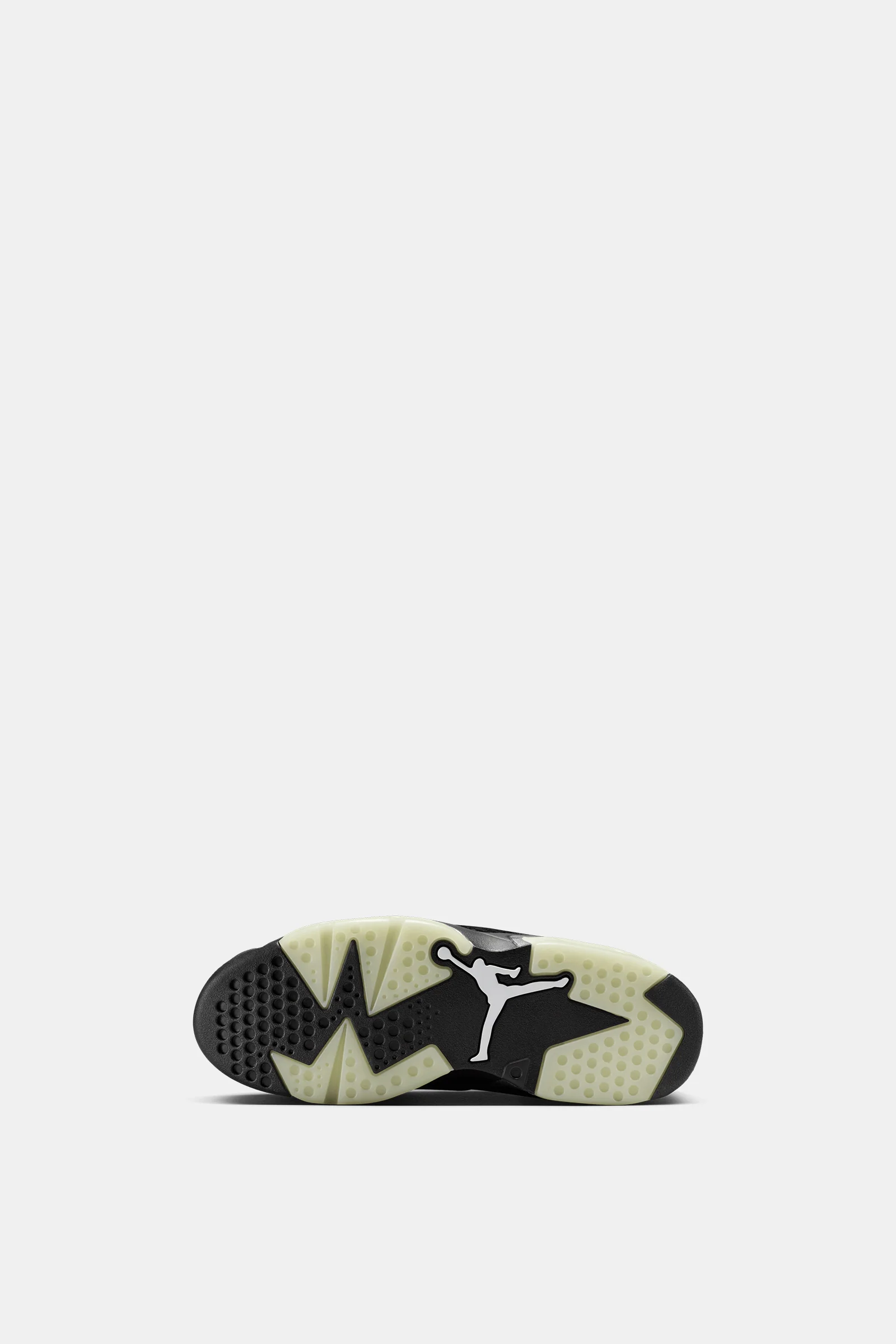 Women's Air Jordan 6 Retro Low - Image 3