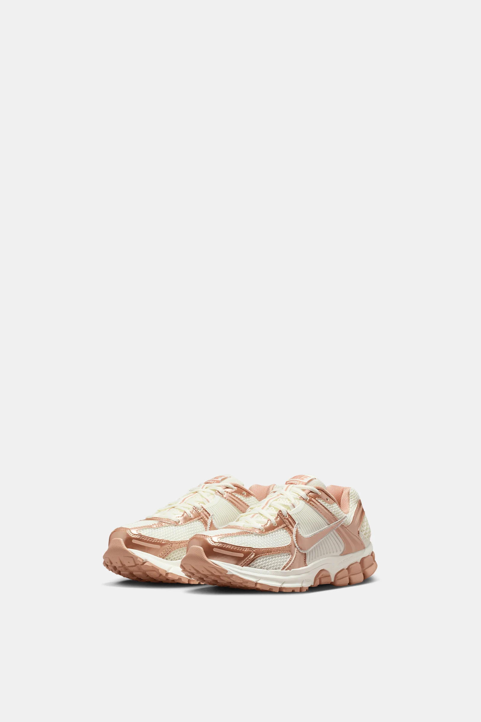 Women's Nike Vomero 5 - Image 2