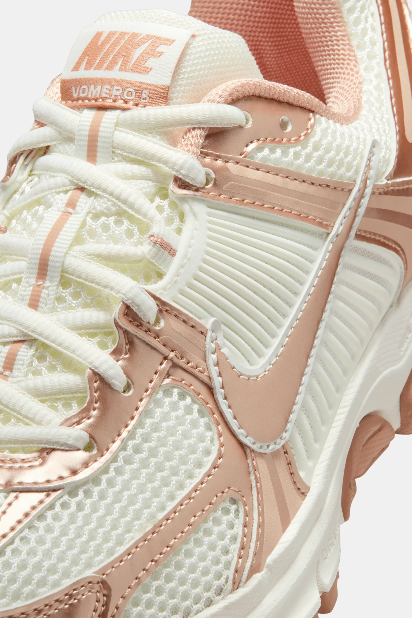Women's Nike Vomero 5 - Image 6